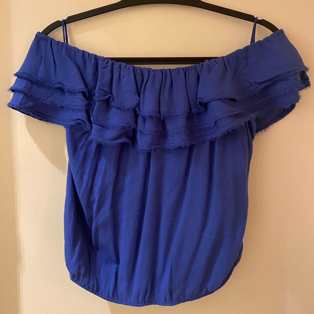 Alice + Olivia blue silk off the shoulder shirt